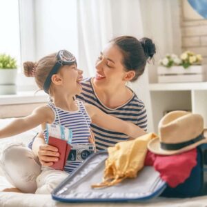 Mom and daughter excited for upcoming vacation