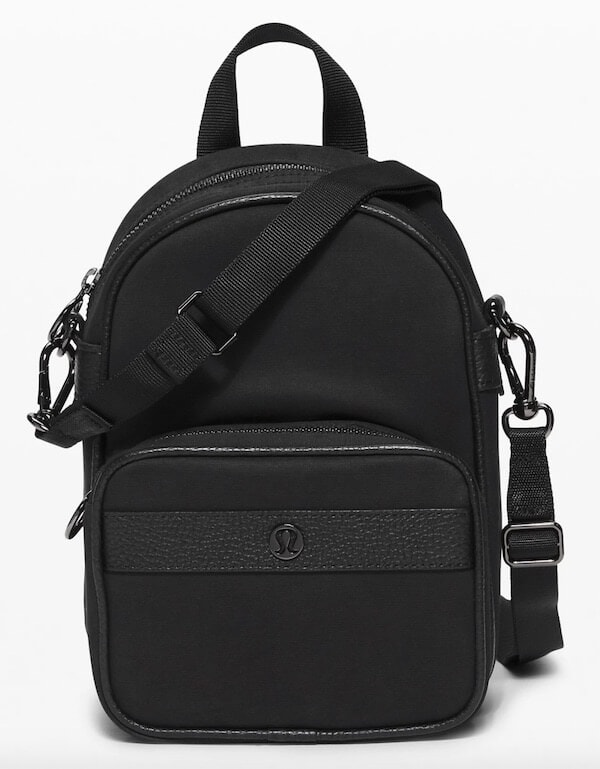 A black convertible purse to backpack from Lululemon